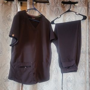 Scrubstar scrub set top 2x bottoms xl